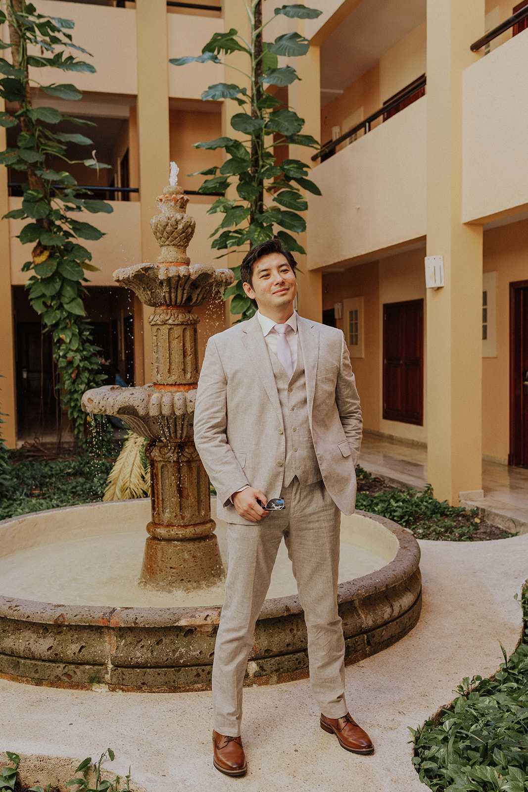 Beach wedding ceremony at Grand Palladium Riviera Maya, destination photographer