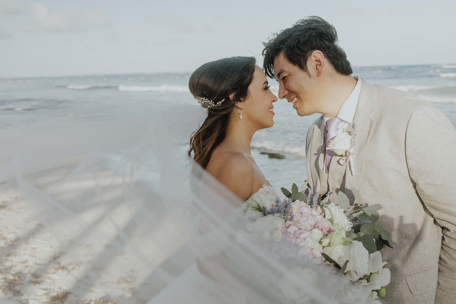 Boda de destino en el Hotel Grand Palladium en Playa del Carmen, México